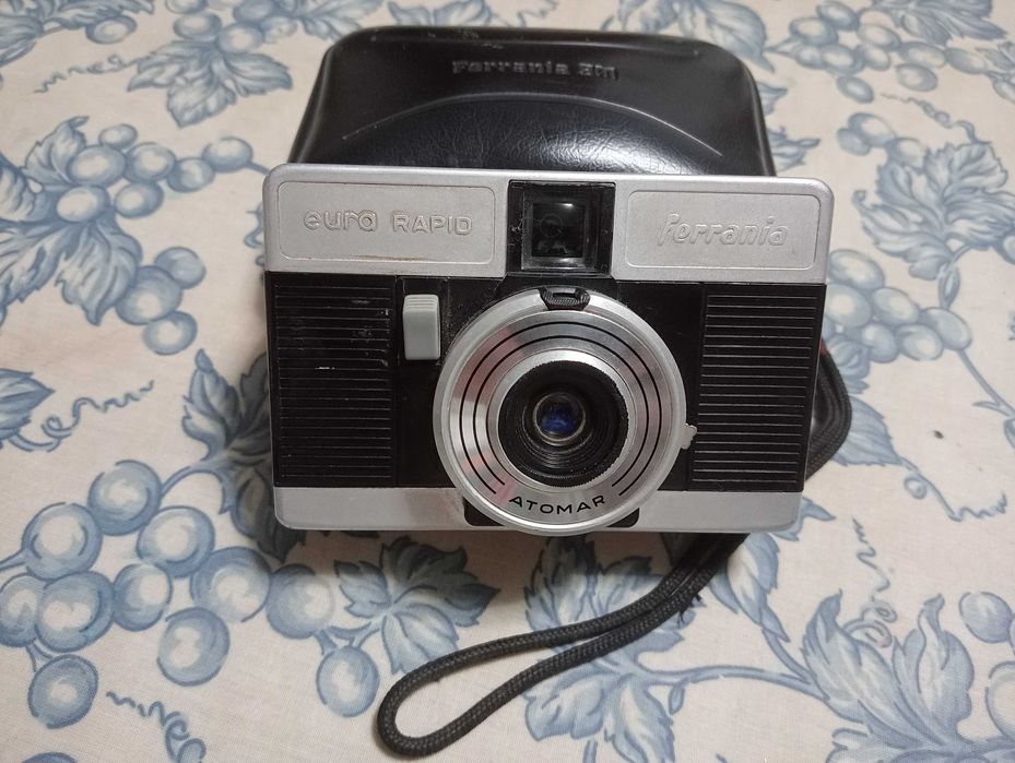 Máquina fotográfica Ferrania Eura Rapid