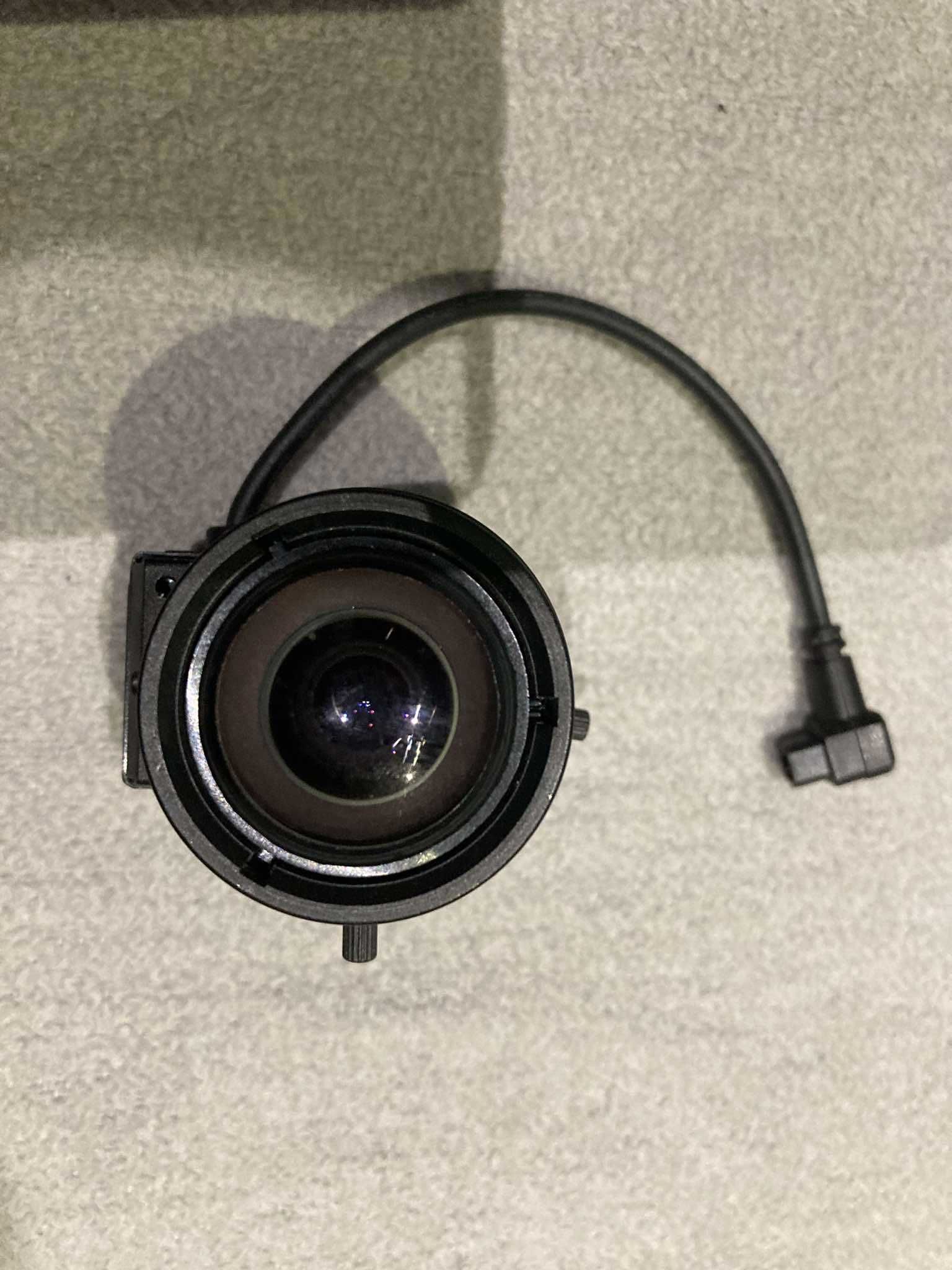 Kamera Bosch DINION IP starlight 8000 MP + Obiektyw