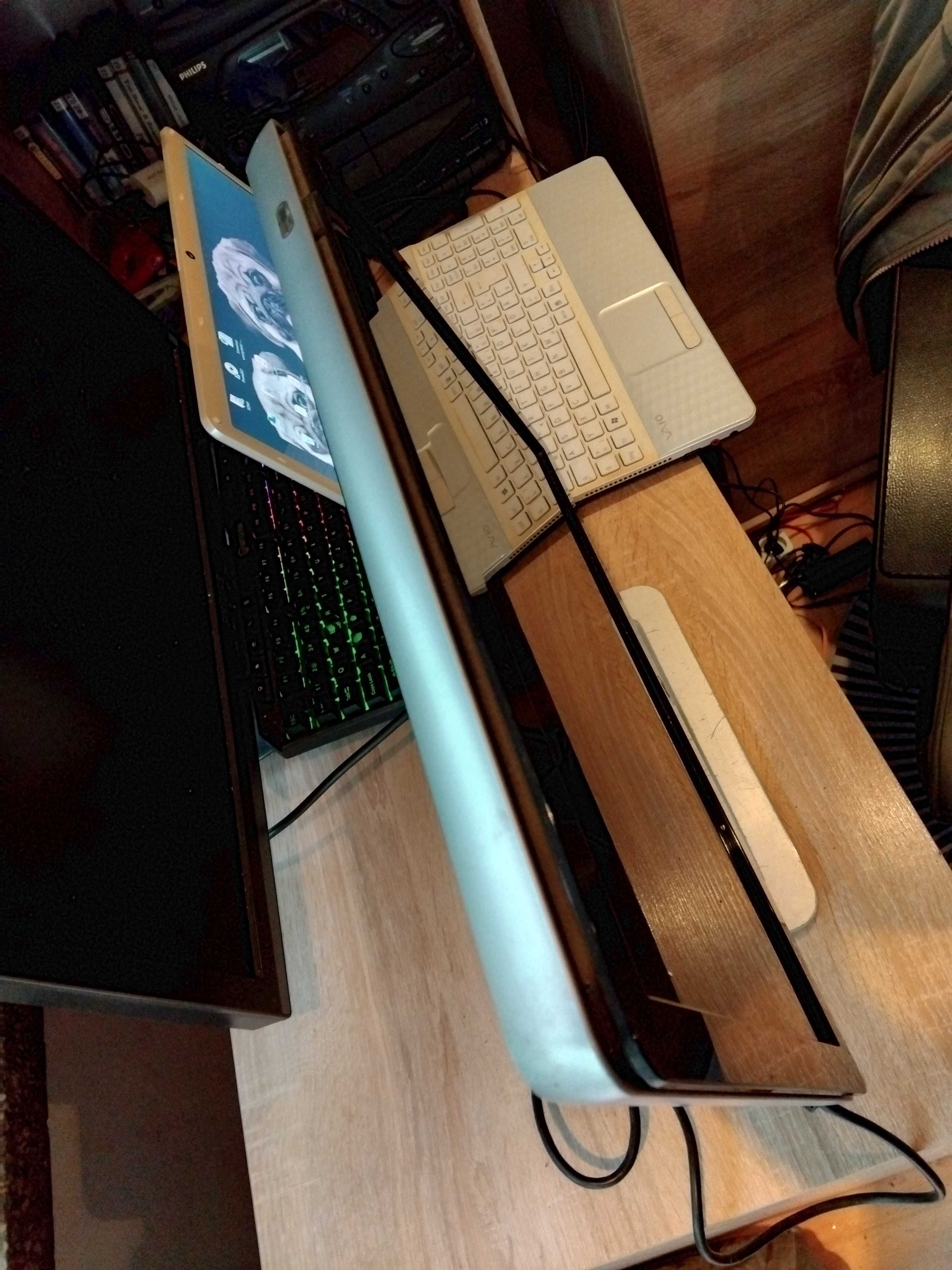 Monitor hp w ładnym stanie