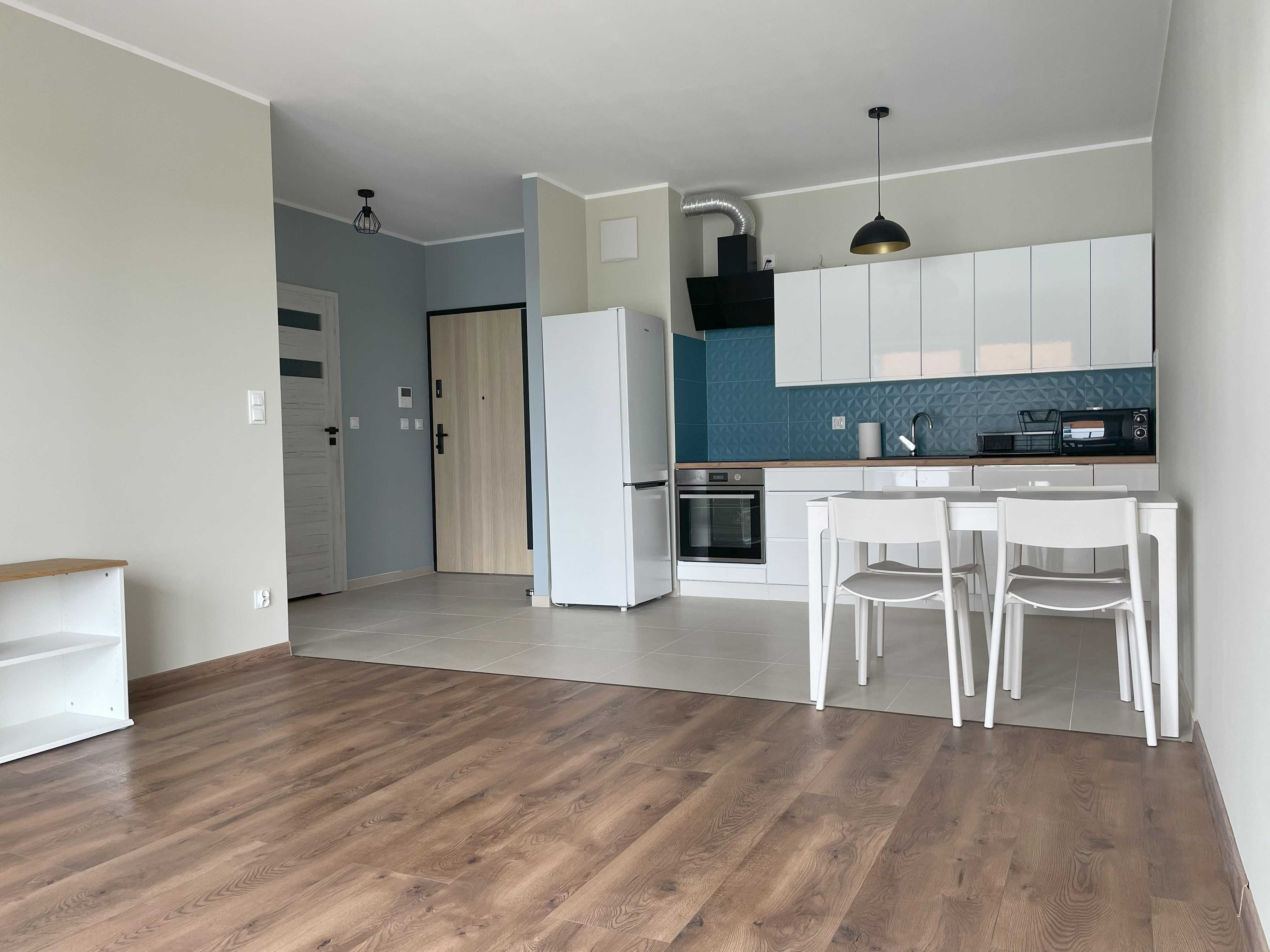 Świeżo oddane dwa pokoje, NOWA Dąbrowa - idealne dla pary 44,5m2