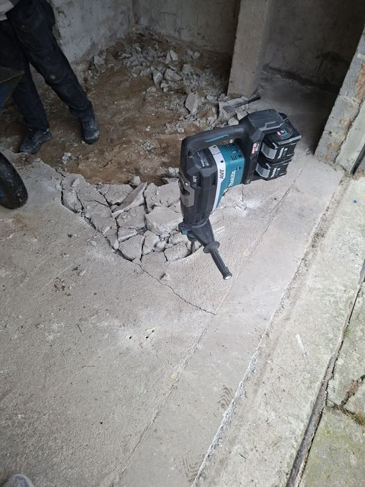 Szlifowanie frezowanie kucie obróbka betonu Usuwanie subitu, lepiku