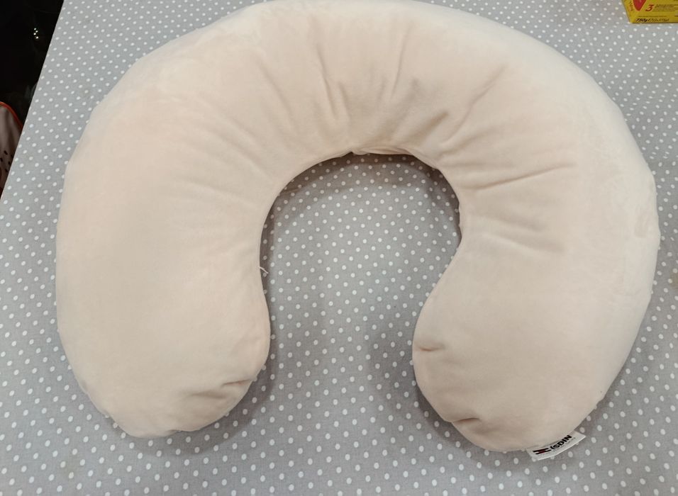 Vendo almofada de amamentação usada