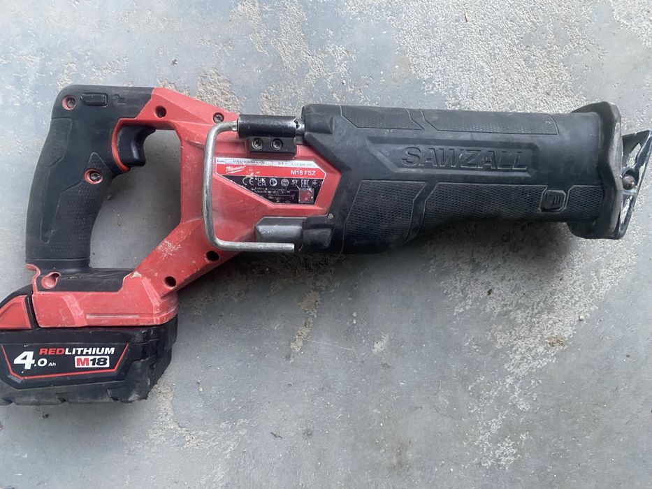 Milwaukee M18 FSZ-0 Piła szablasta Lisica