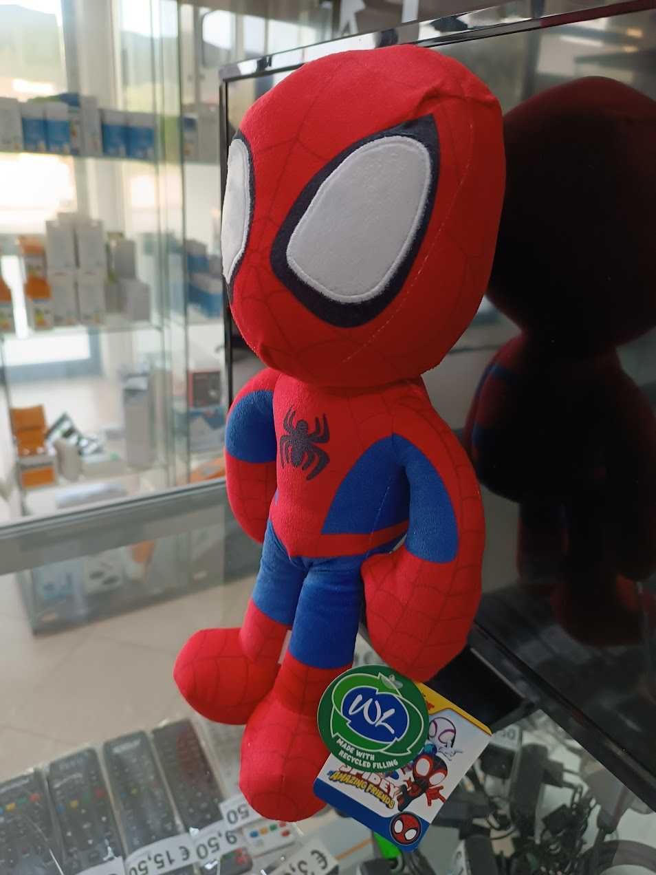 promo:Peluche Marvel Spidey e a sua Superequipa Spidey 35cm