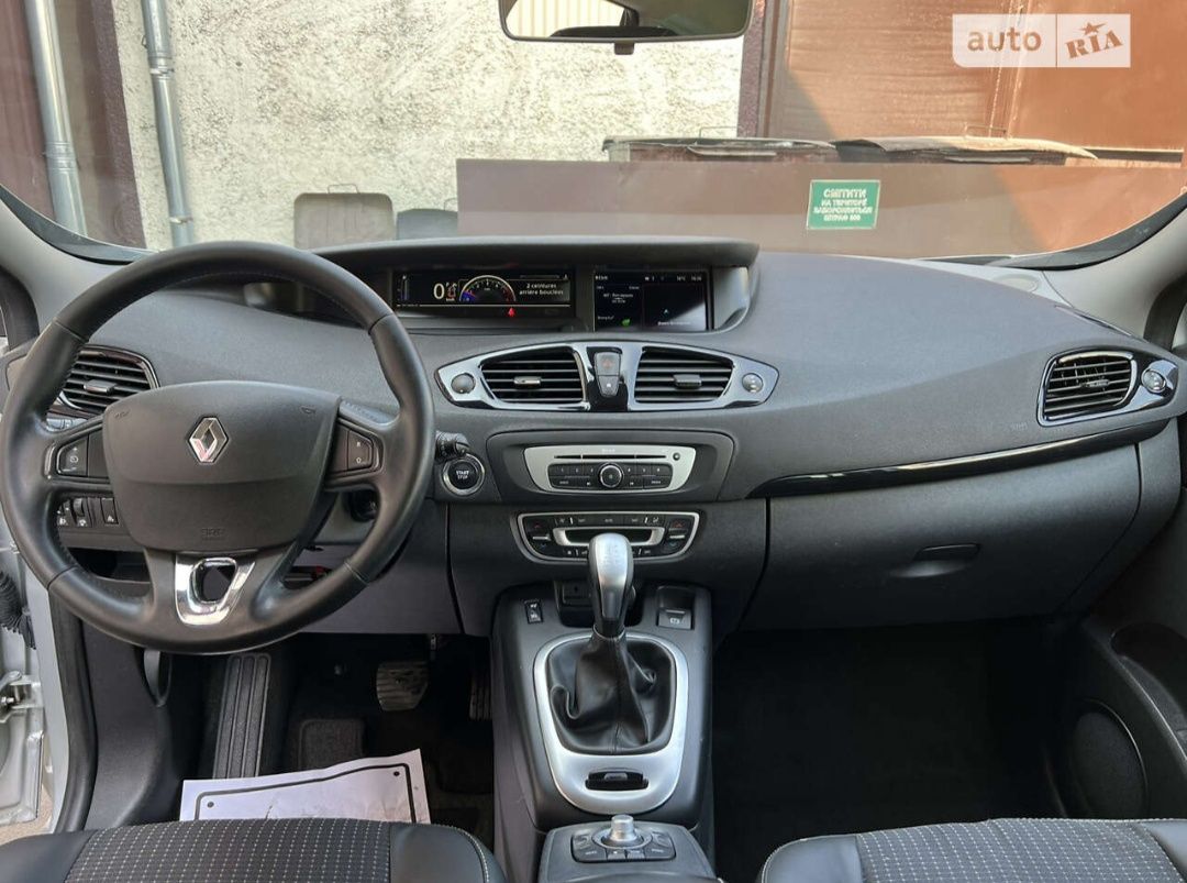 Renault Grand Scenic 3 2014