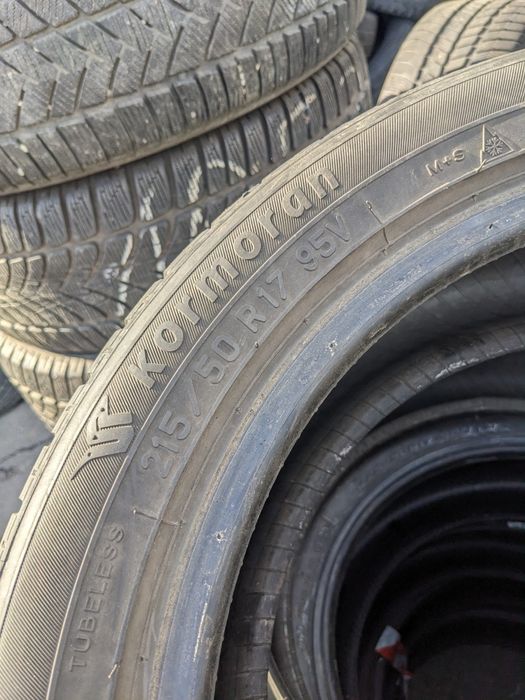 215/50R17 Kormoran Snow