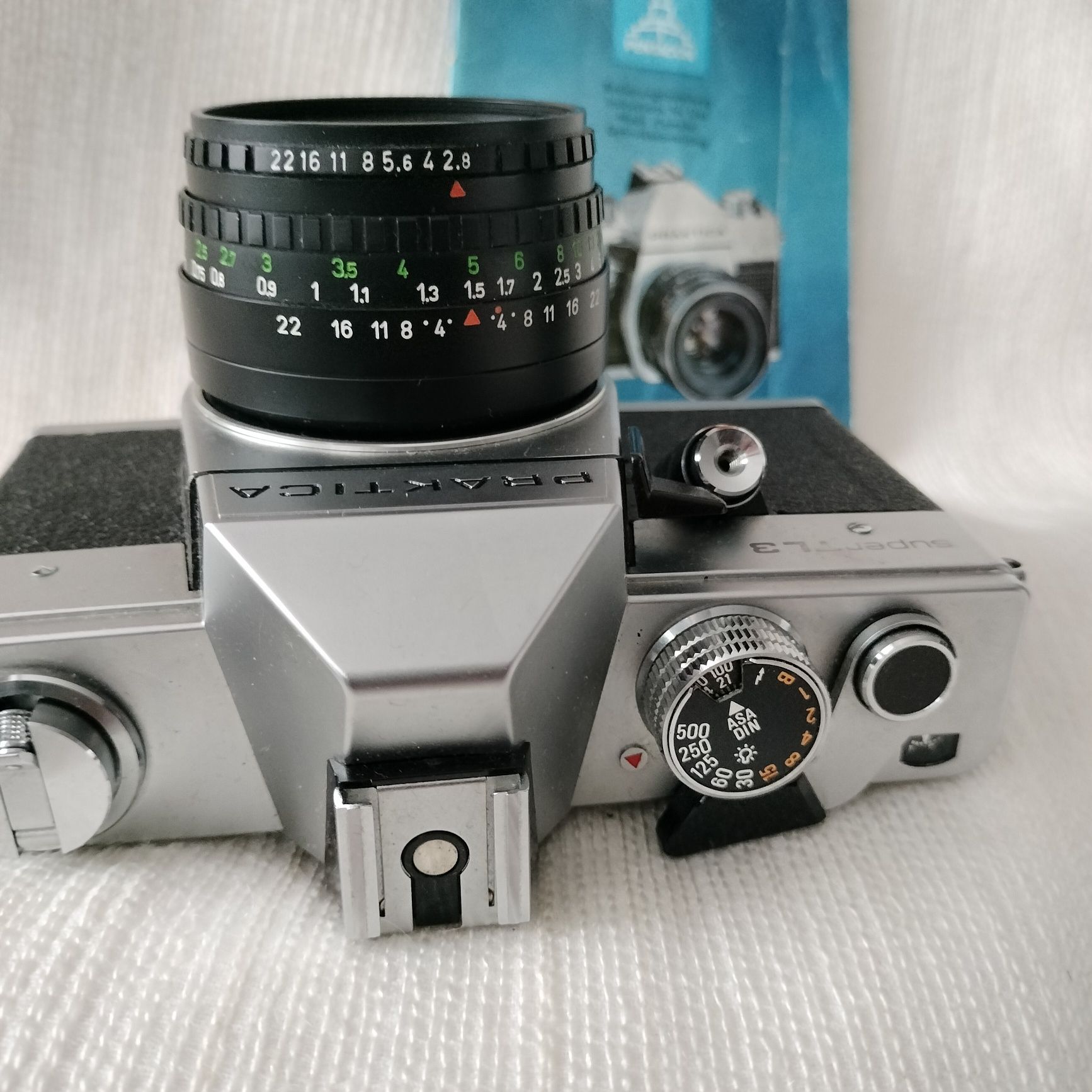 Praktica super TL3 Domiplan 50mm 1:2.8 M42