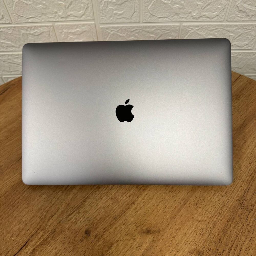 Ноутбук Macbook Pro 16’ 2019 (i7, 32/512, AMD Radeon 5300x)