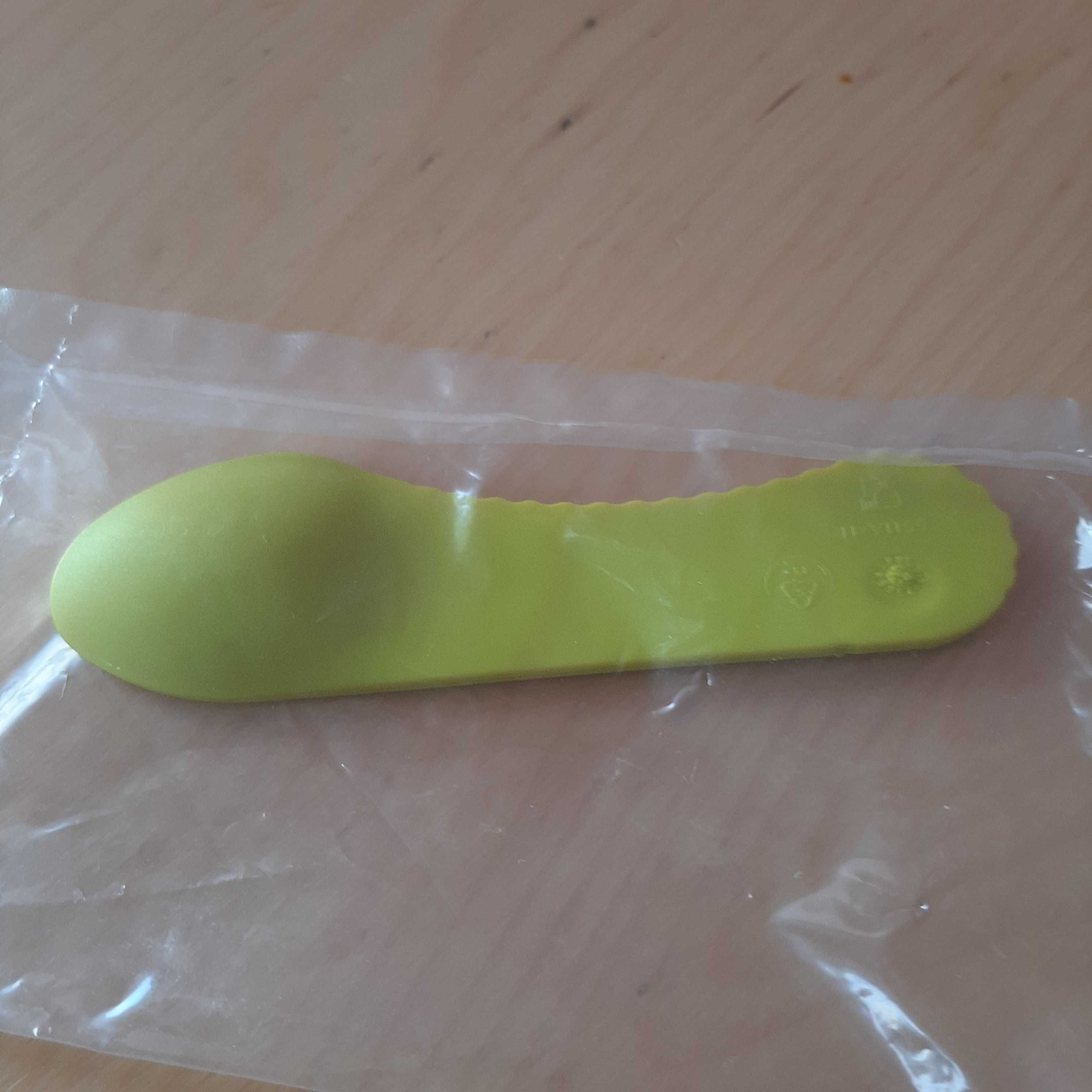 NOVO Tupperware Colher de Kiwi