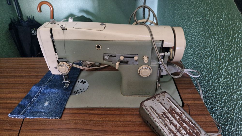 Vendo maquina de costura