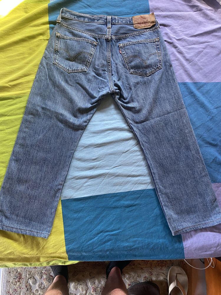Levis 501 w34 L32