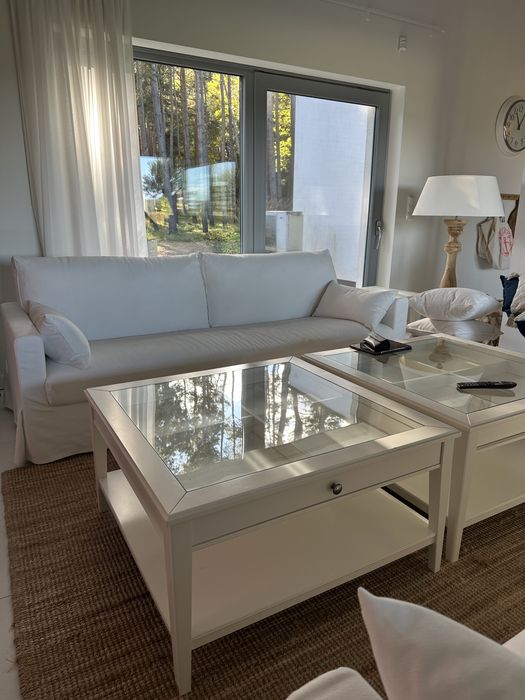 Stolik kawowy z szklanym blatem