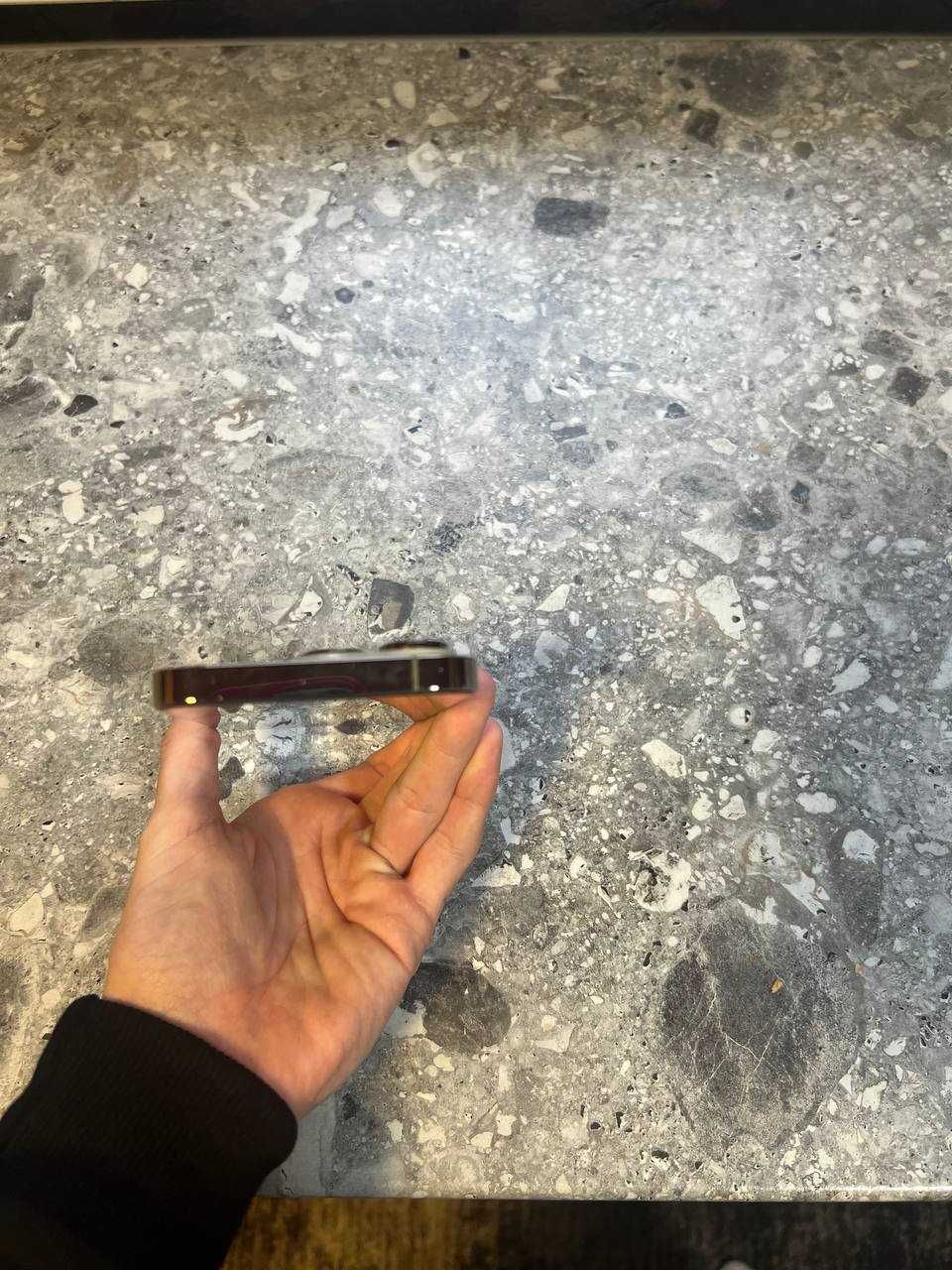 iPhone 14 pro, возможен торг, состояние идеал