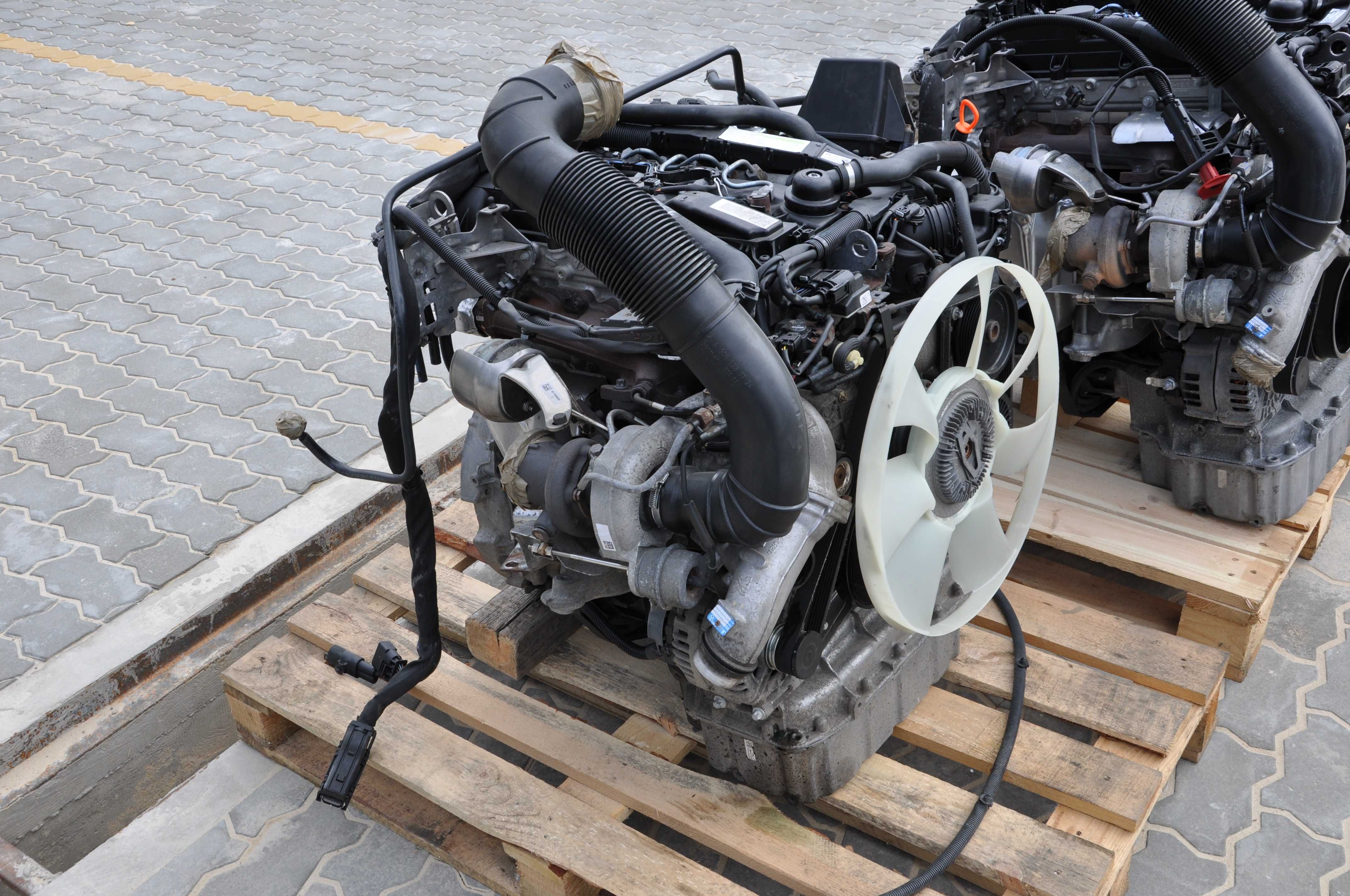 Двигатель OM651 Мерседес Спринтер W906 Sprinter 2.2CDI двигун мотор