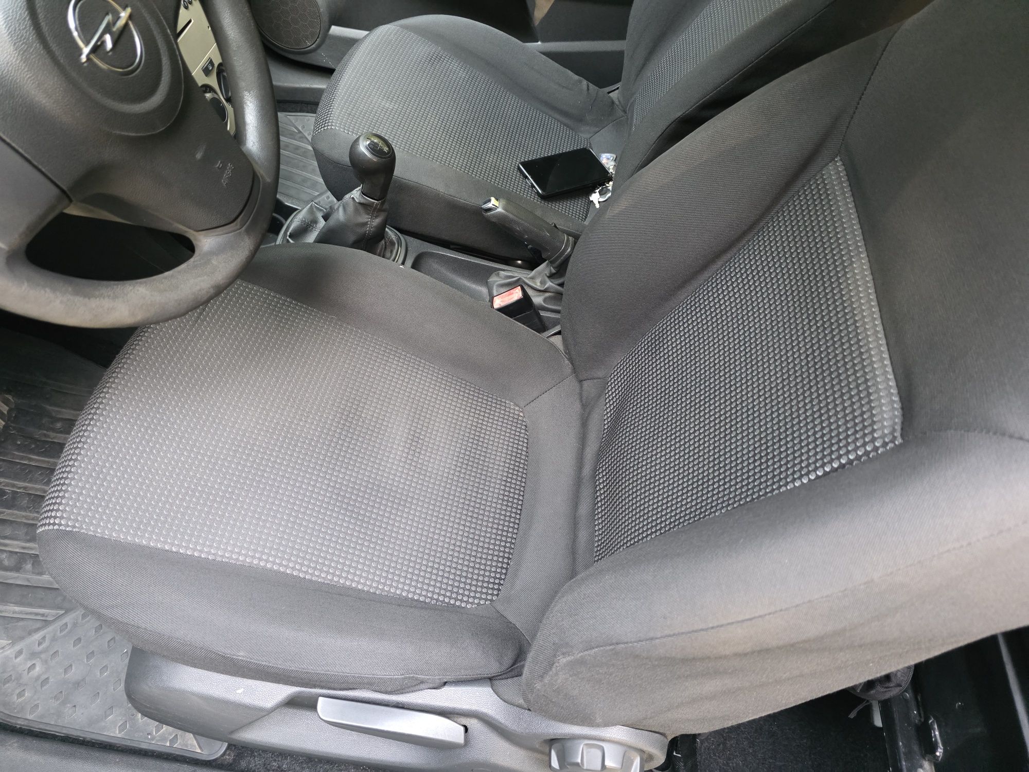 Opel corsa d 1.3 cdti 2 lugares