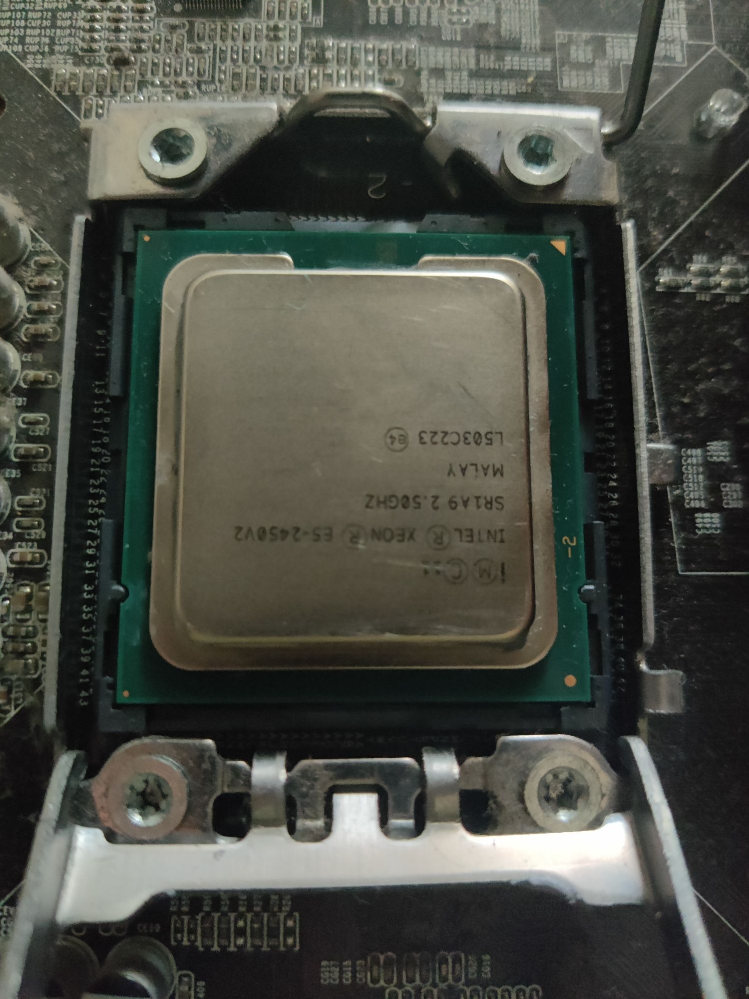 Комплект Huanan lga 1356 + 16 gb ddr3 + процесор e5 2460 v2