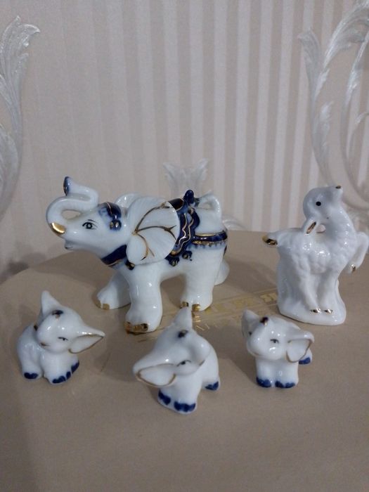 Фигурки животных.