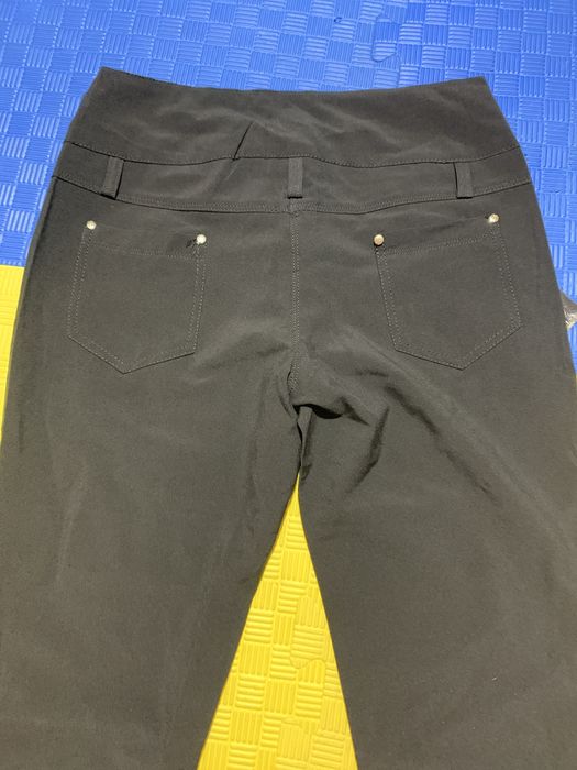 Брюки-джинси нові(42 розмір)