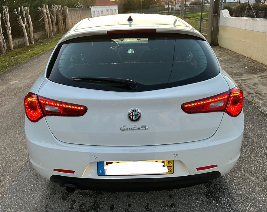 Alfa Romeo Giuleta 1.6 MultiJet 120cv 2015 NACIONAL