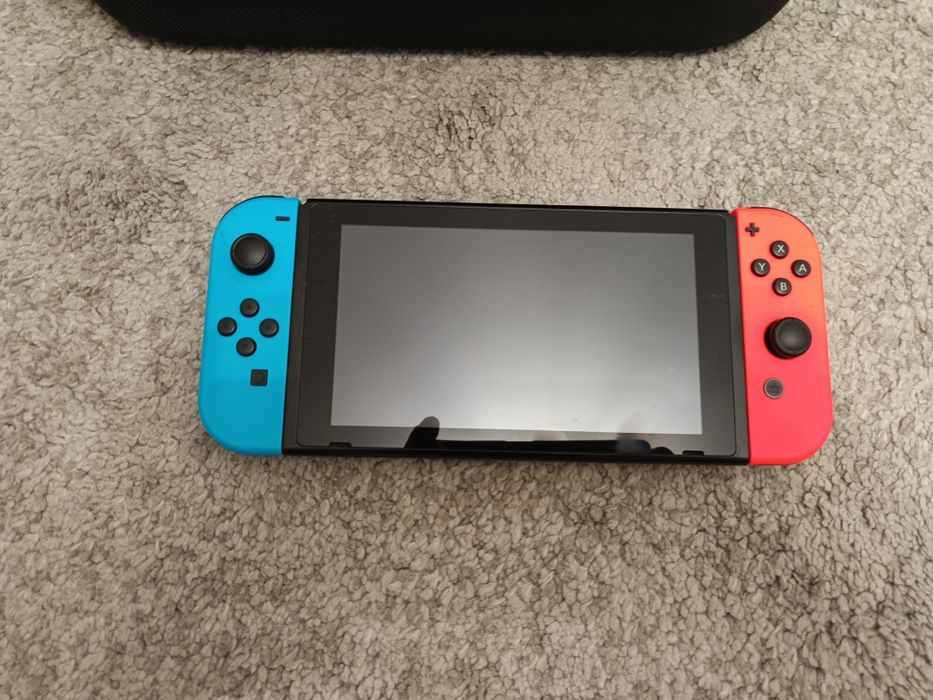 Zestaw Konsola Nintendo Switch !!!