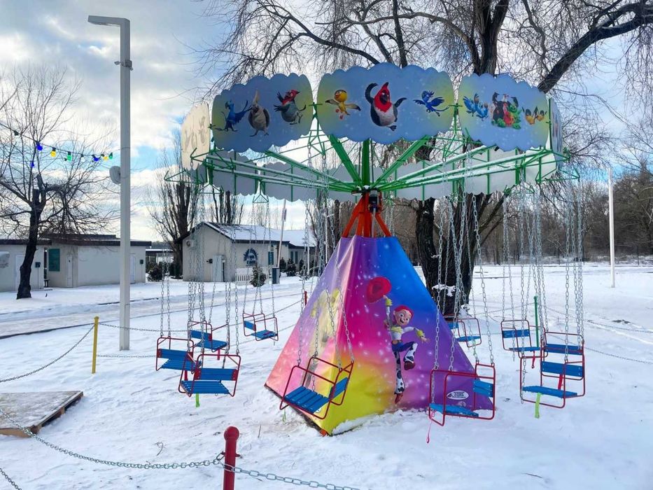 Атракціон карусель дитяча