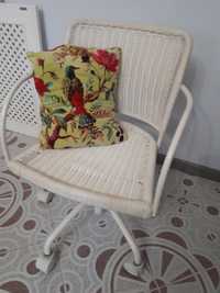 Krzesło obrotowe kręcone ikea Gregor fotel kręcony  białe