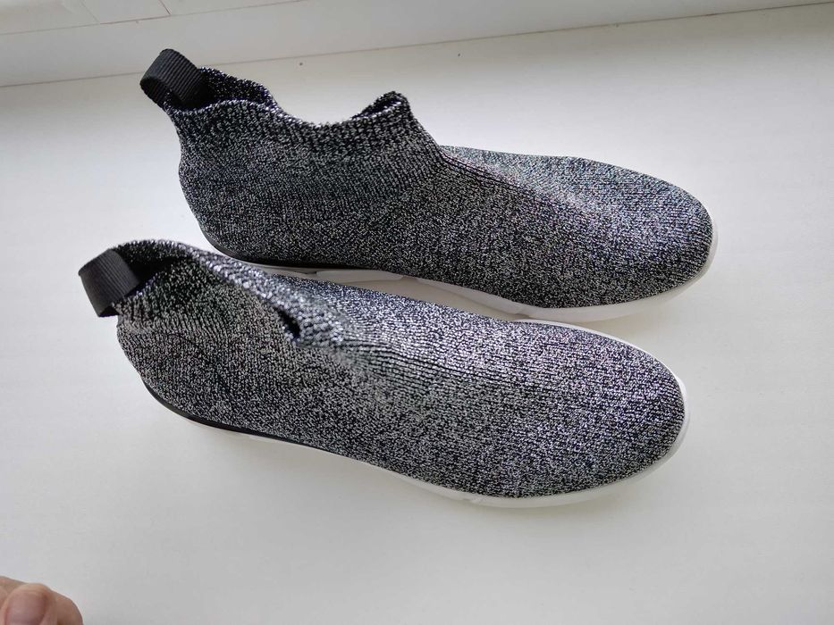 взуття жіноче нове