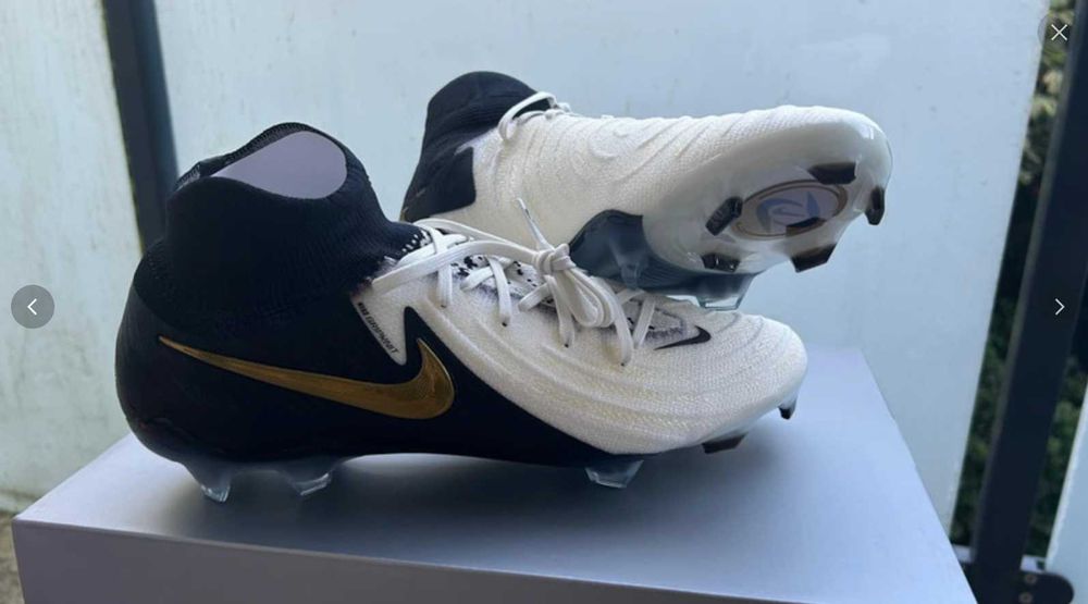 Buty piłkarskie Nike Phantom Luna II Elite FG