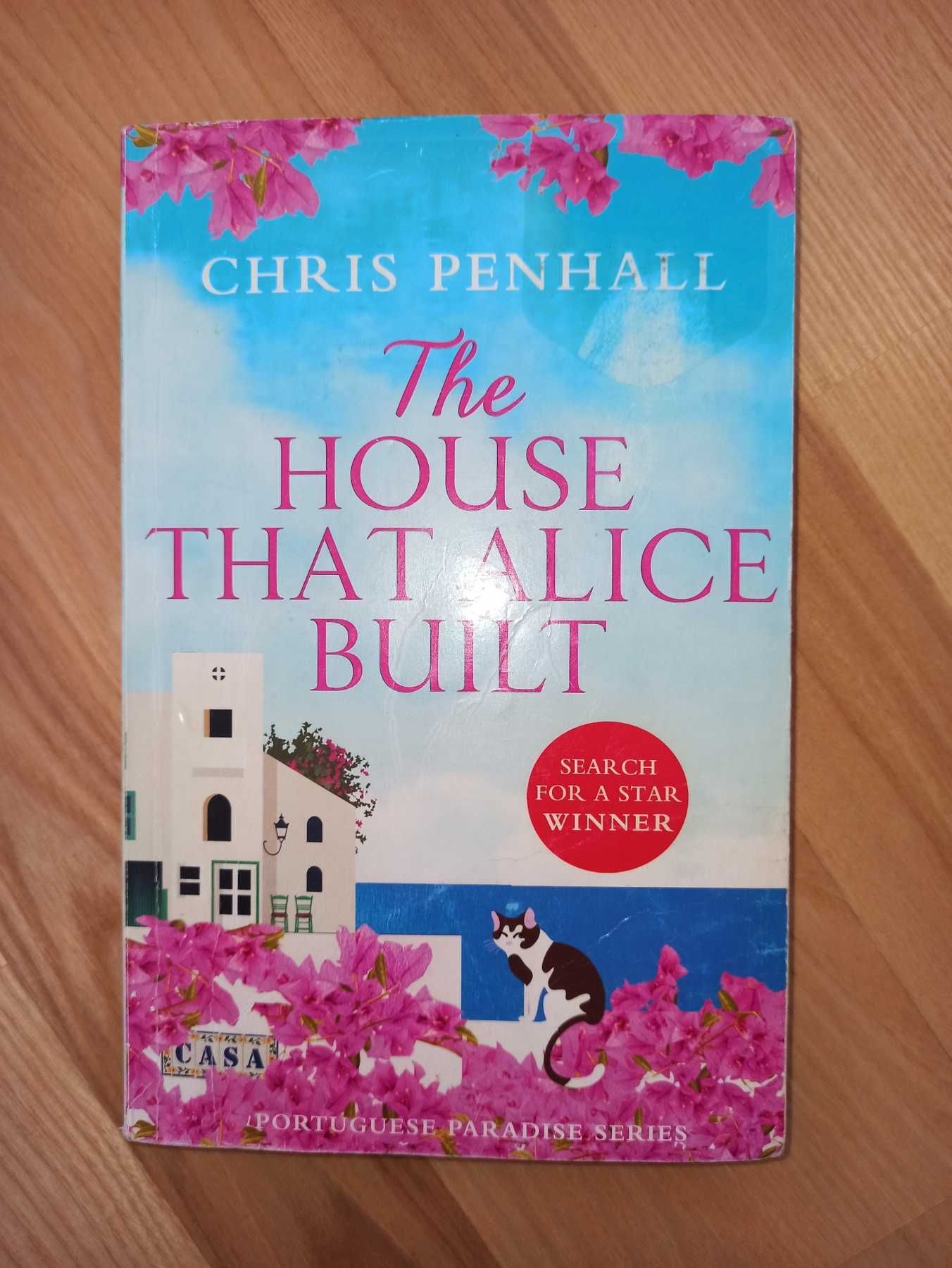 Книга The House that Alice Built

Chris Penhall
