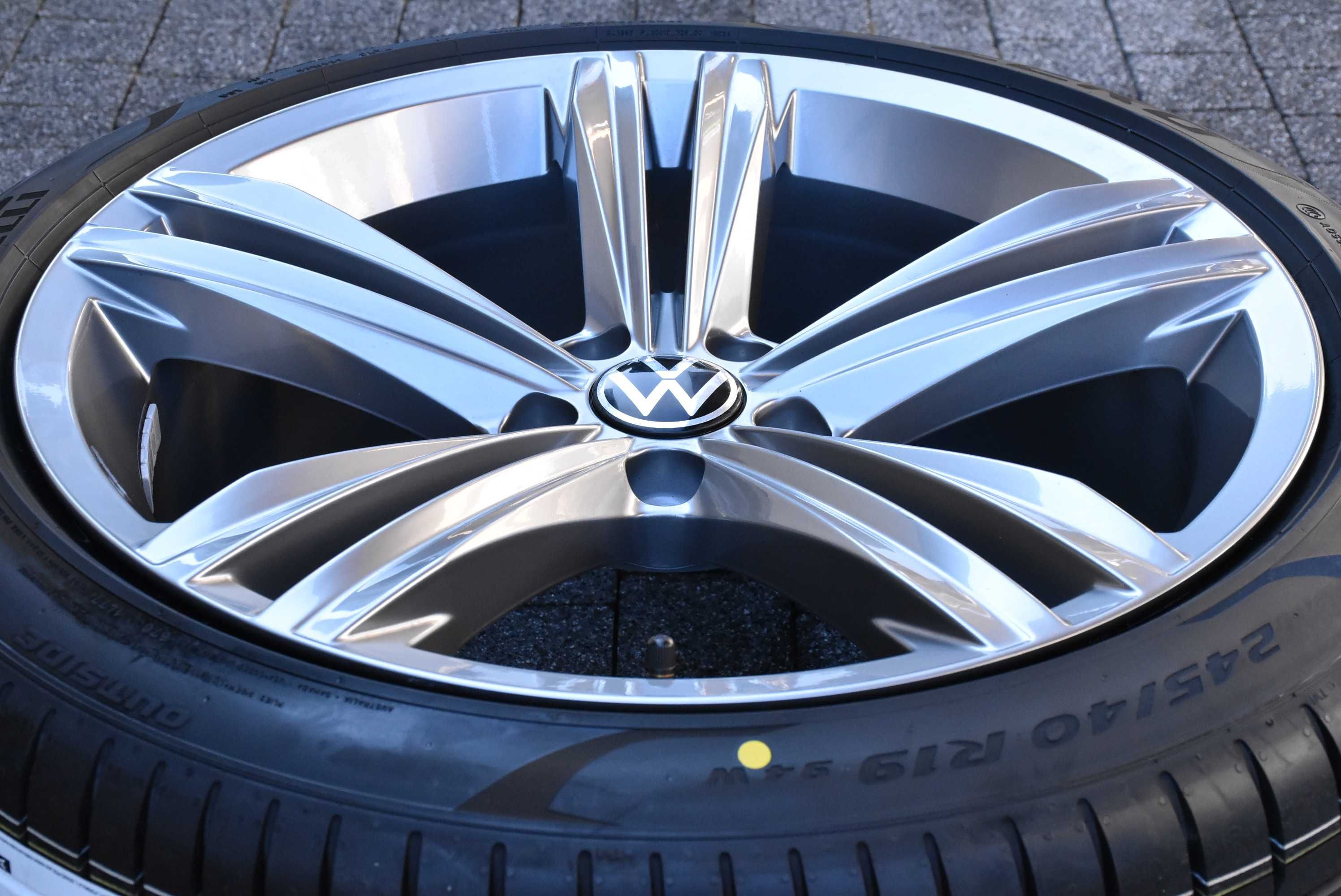 Nowe koła OEM VOLKSWAGEN ARTEON Sebring 19" Pirelli 2024r