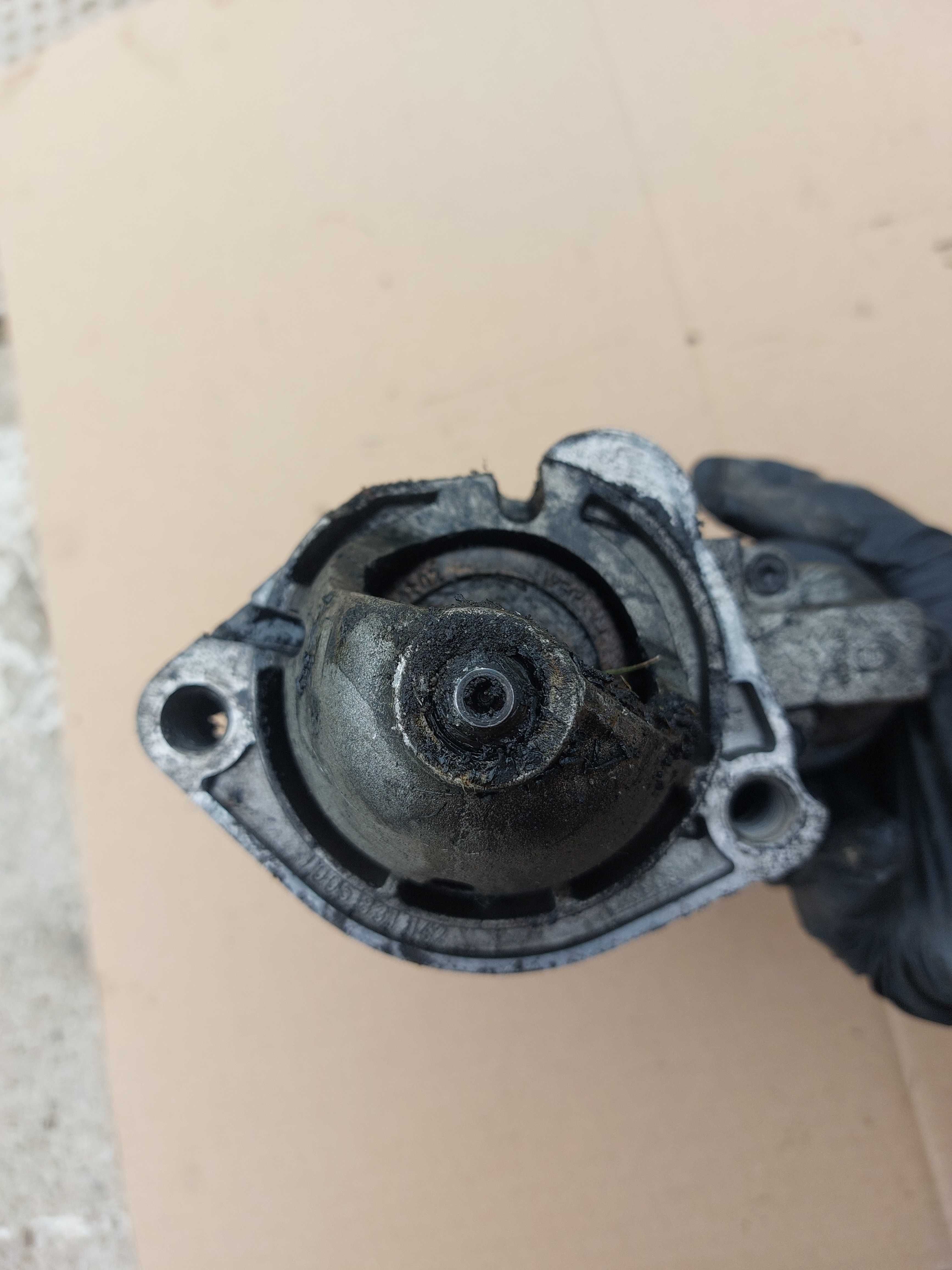 Rozrusznik Audi Vw Passat b5 FL 99-03.r 1.9 TDI 5 BiEGÓW