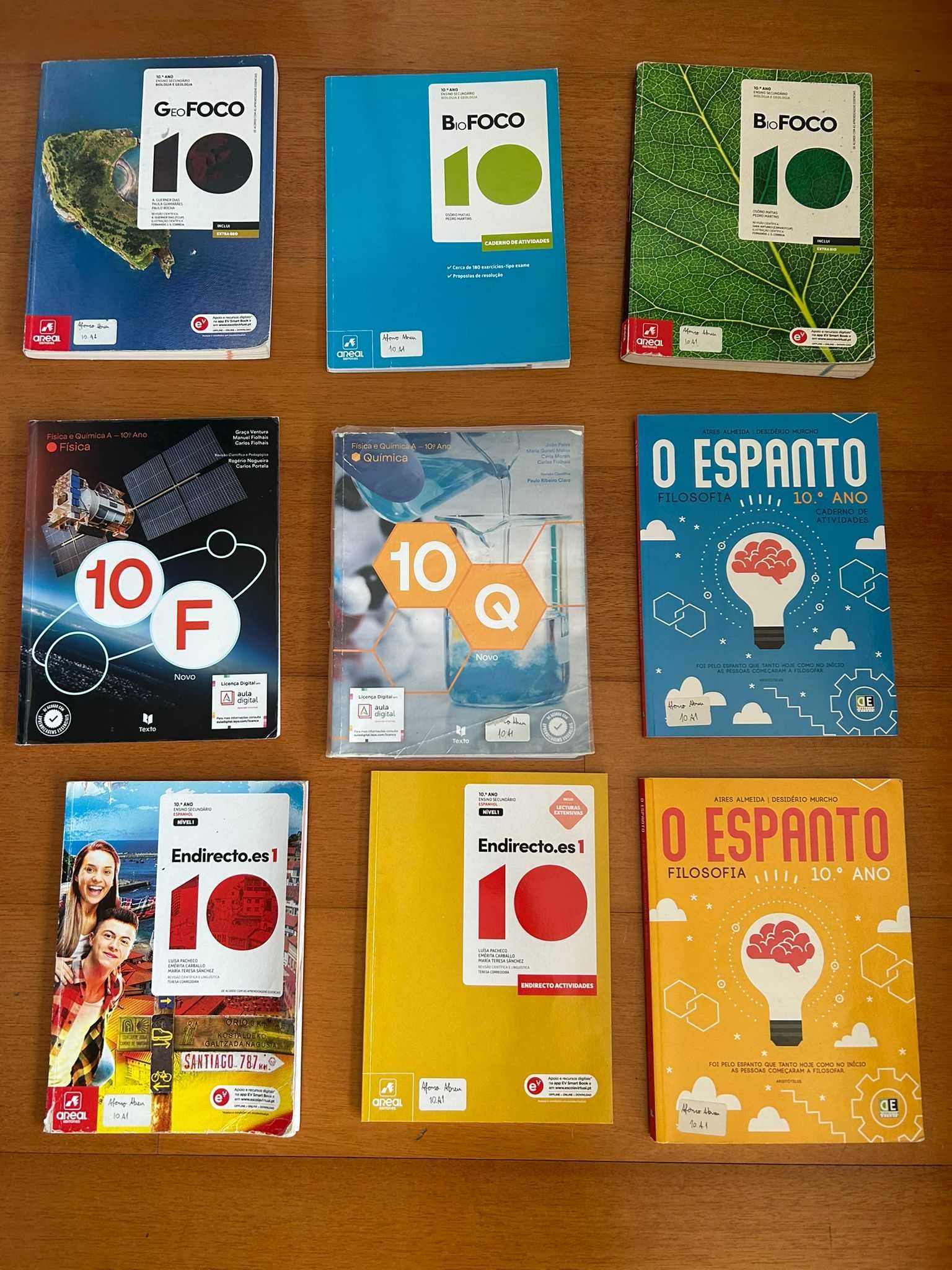 Livros de inglês - PREPARE B1- level 4 e 5