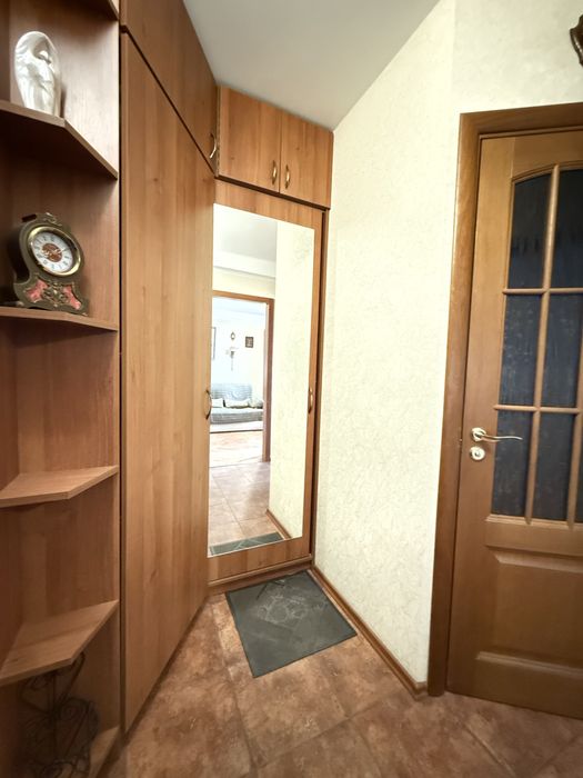 Продам 1 кім Лівобережна 5 хв держпрограми