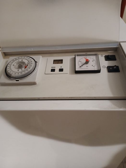 Газовий напольний котел protherm Медвідь