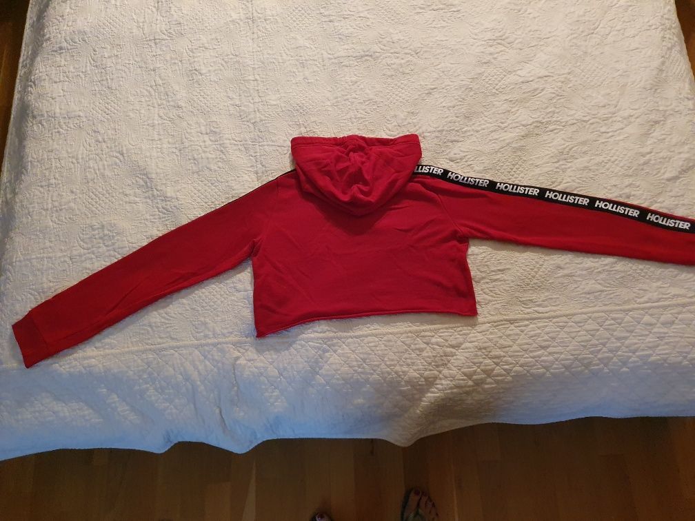 Czerwona bluza Hoodie firmy Holister rozmiar XS