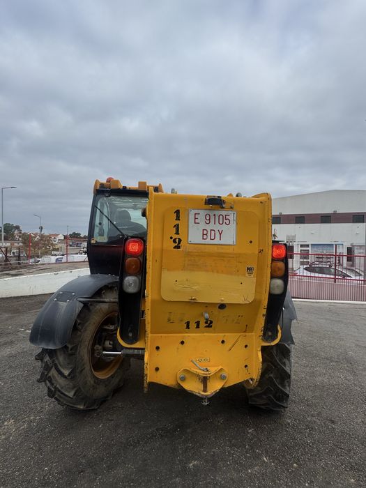 Empilhador Multifuncoes JCB 535-125 usado