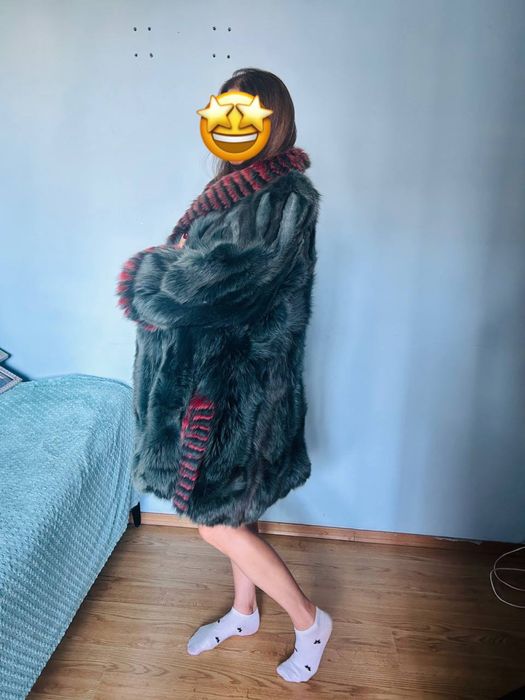 Шуба з натуральної лисиці L/XL — 90 см, зелено‑червона