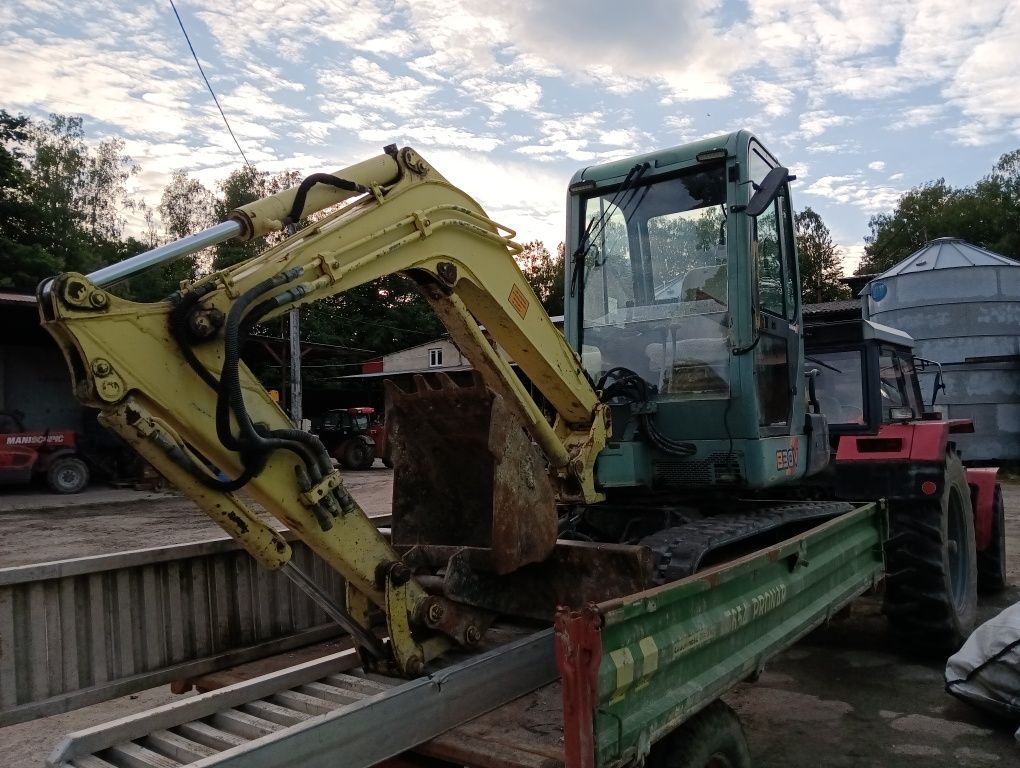 Koparka gąsienicowa yanmar b30v minikoparka yanmar
