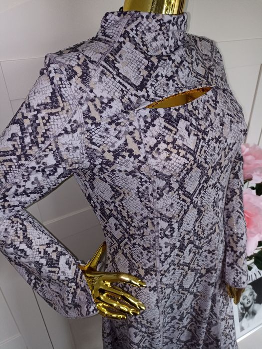 Nowa sukienka maxi panterkowa z wycięciem długi rękaw R.S/M