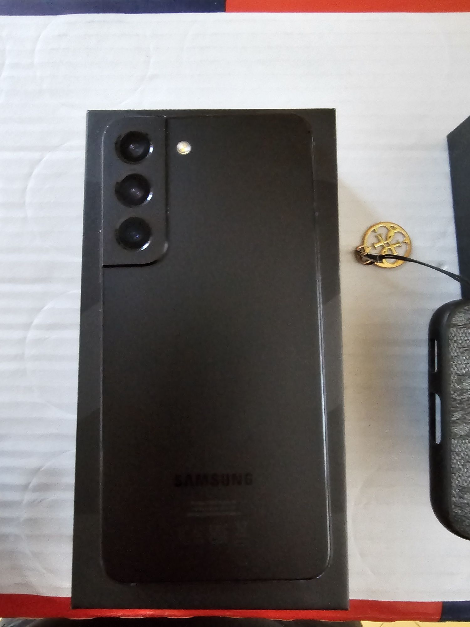 Samsung S22 Black