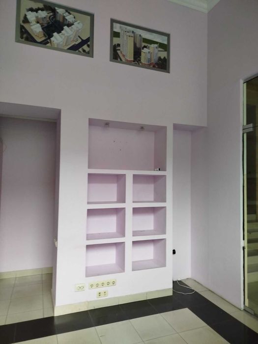 СДАМ! ИСТОРИЧЕСКИЙ ЦЕНТР. Фасадный офис в  Бизнес Центре.