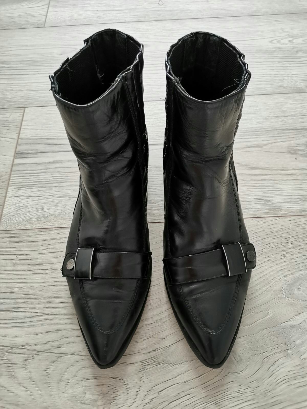 Кожаные ботинки Luciano Carvari 37 размер
