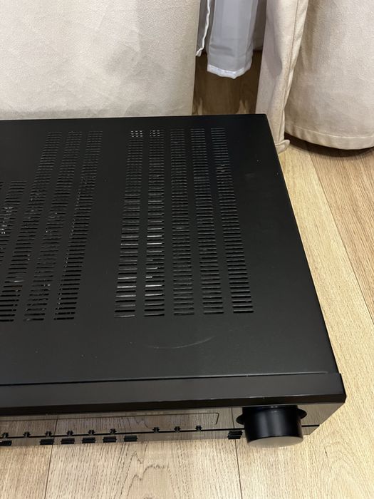 Amplituner Denon AVR-1601