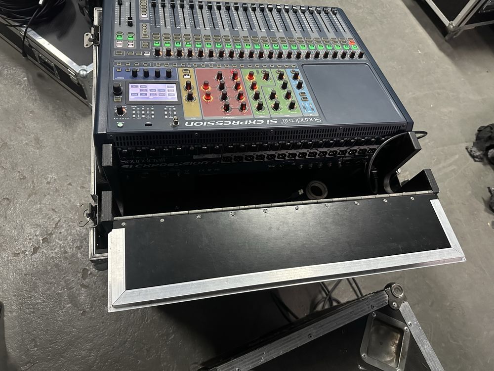 Soundcraft Si Expression 2 w case z madi usb