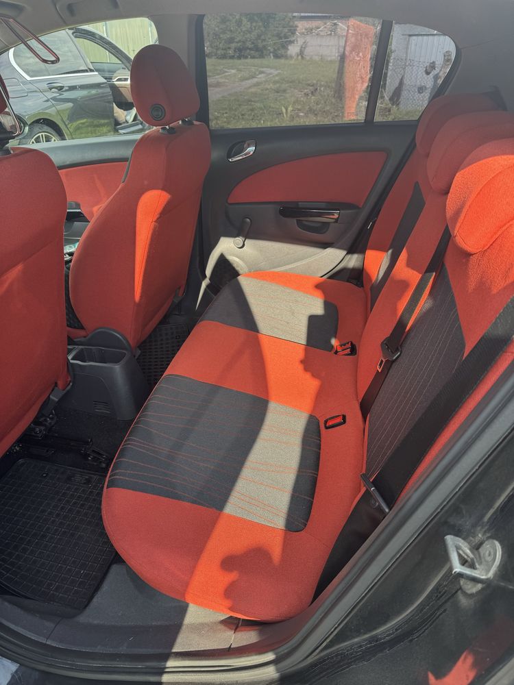 Opel Corsa D 1.4 sprawny do jazdy
