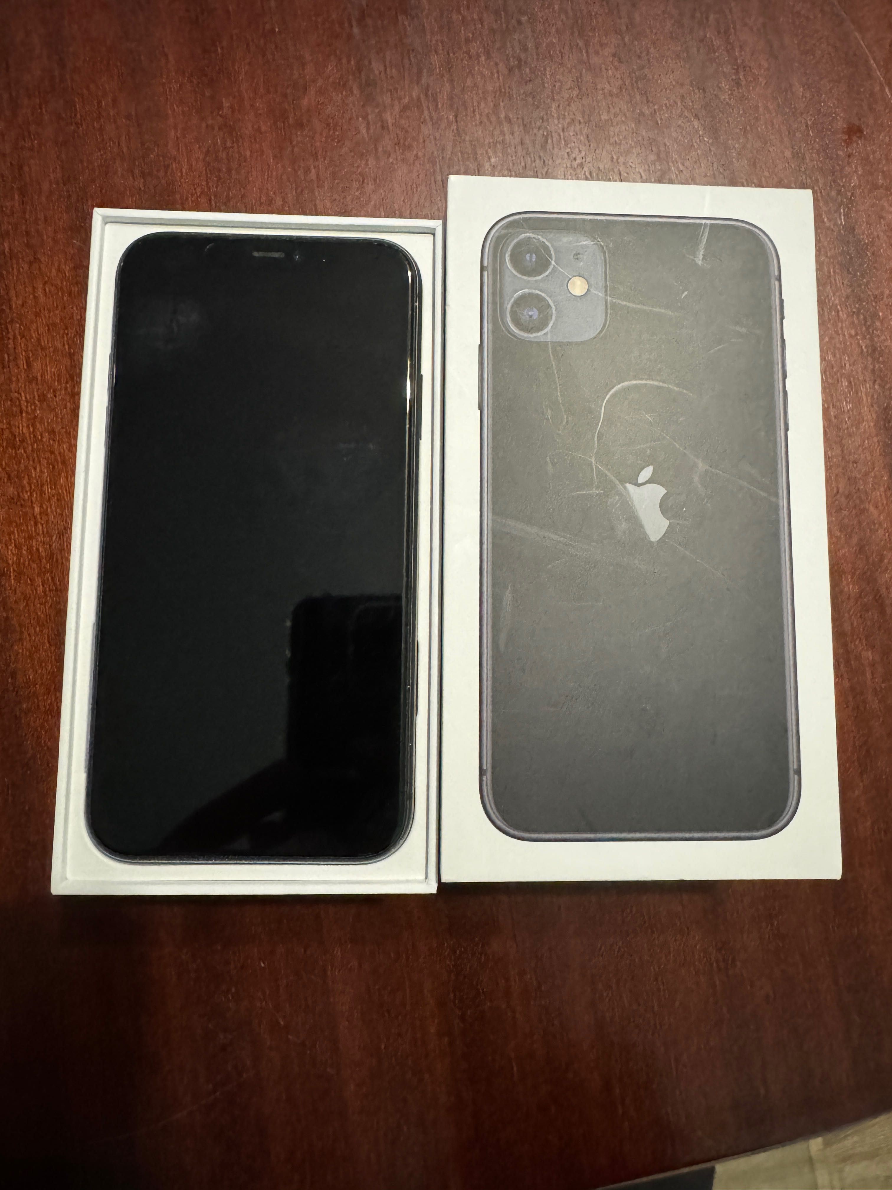 Iphone 11 128GB stan b dobry