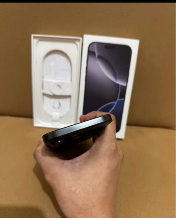 Iphone 16 pro max 512gb novo