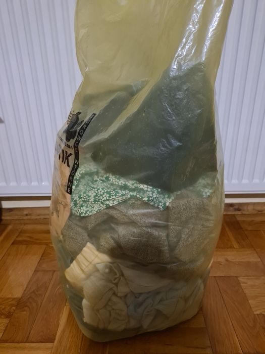 Zestaw ubrań 20 sztuk zadbane