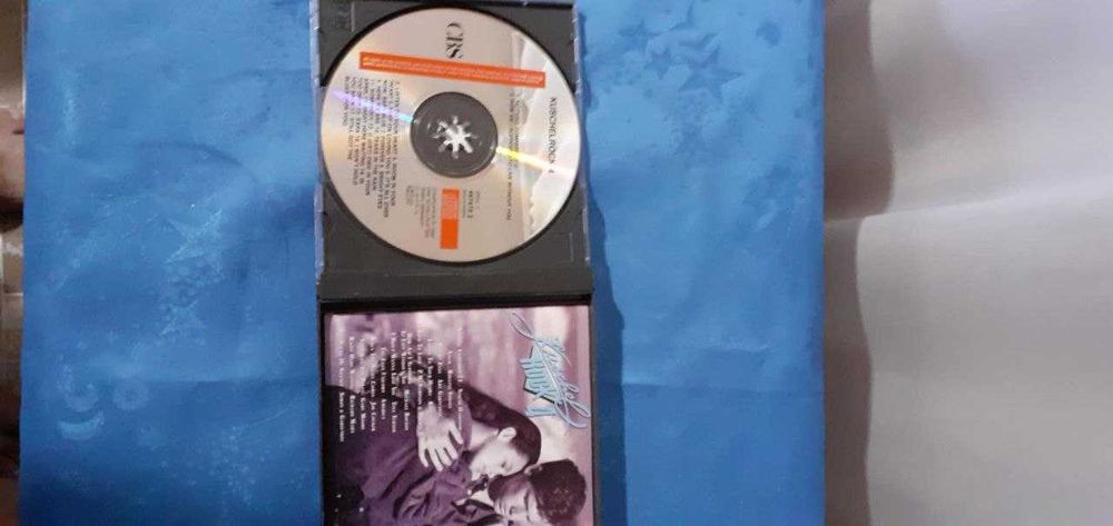 CD диски та платівки на продаж