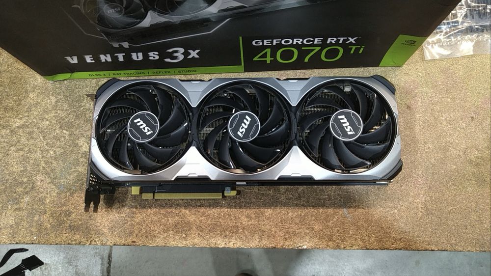 GeForce RTX™ 4070 Ti VENTUS 3X 12G OC